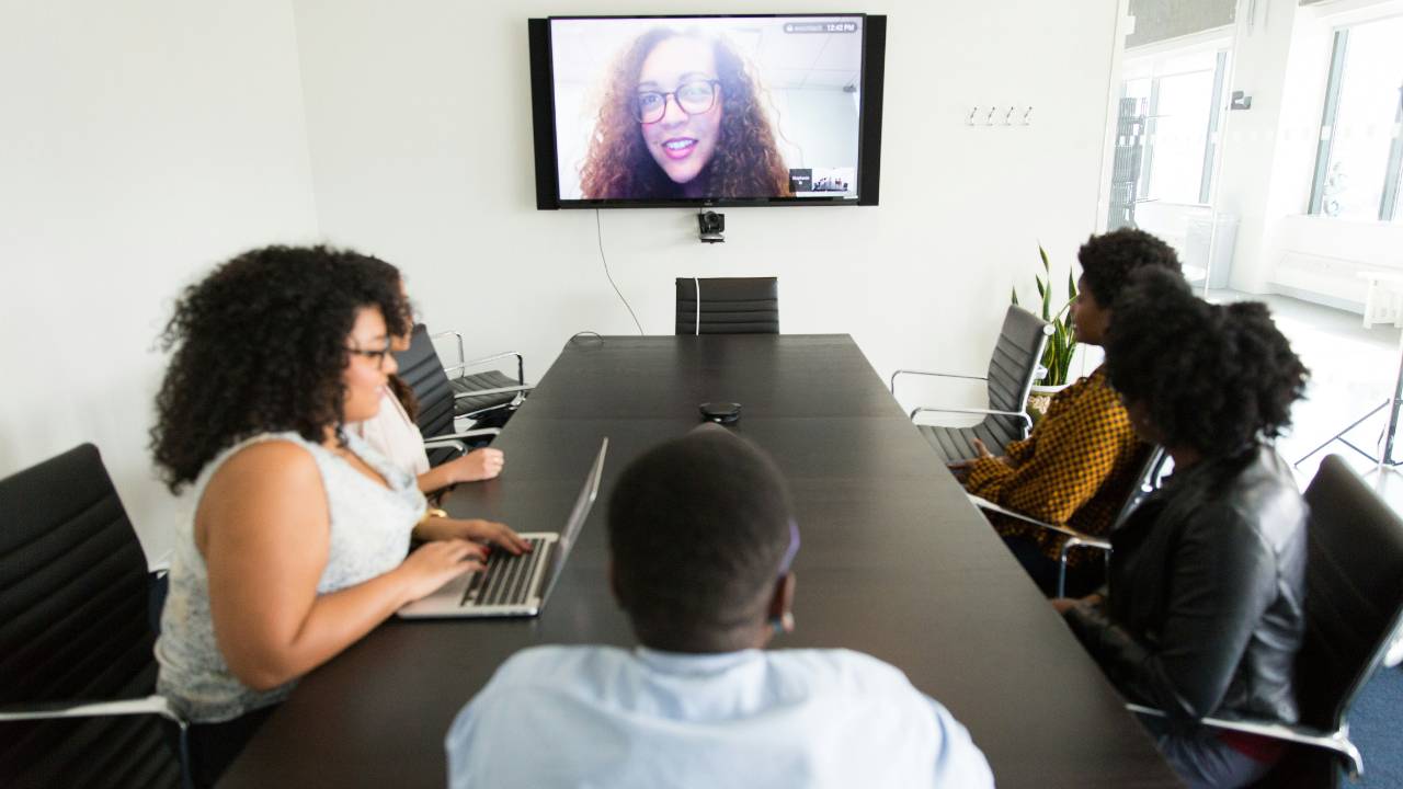 How to choose the right video conferencing equipment