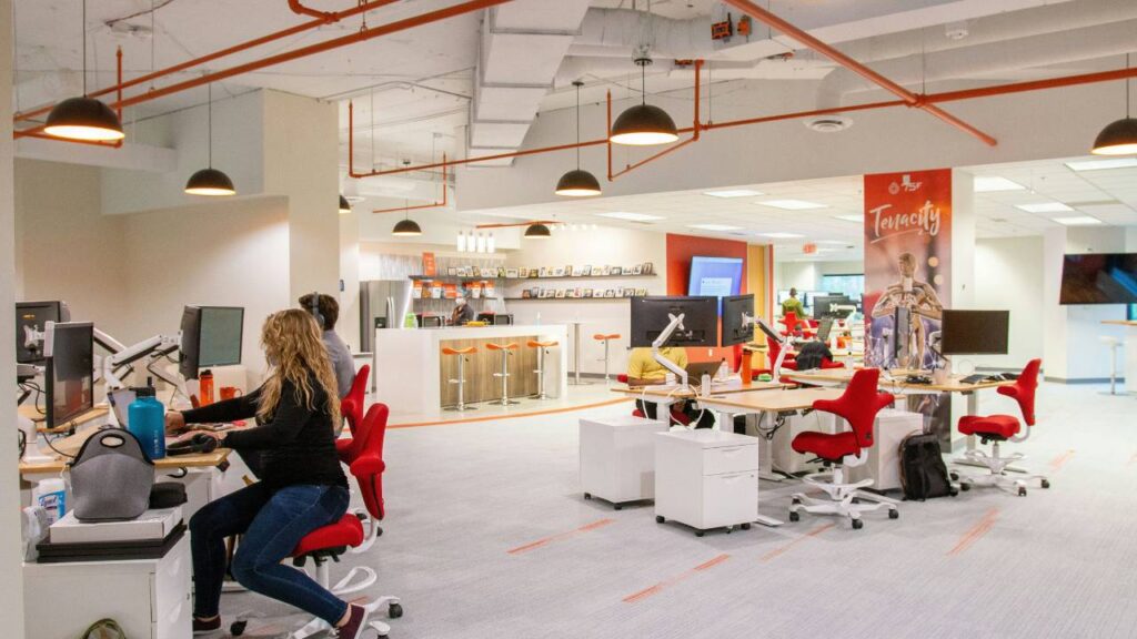 A photo of a contemporary office setting 